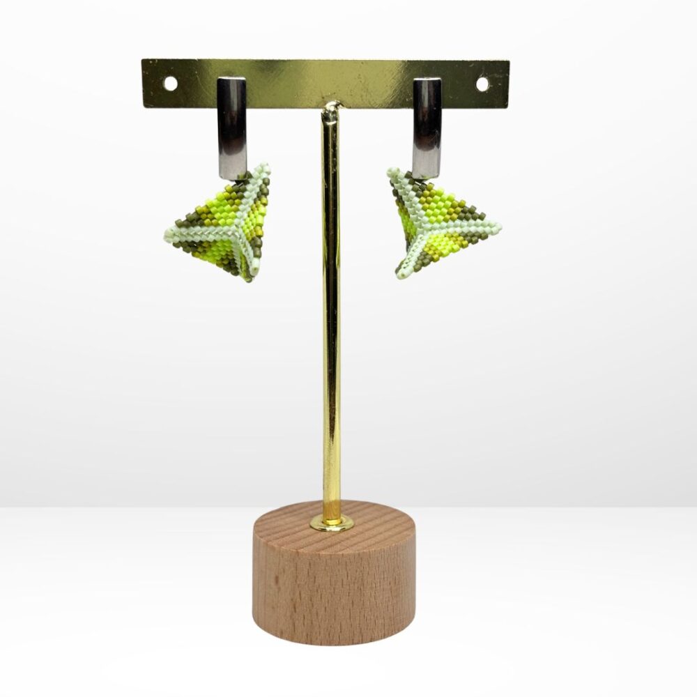Aretes Tejidos en Miyuki - Origami Verdes