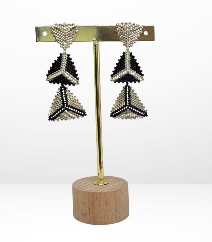 Aretes Tejidos en Miyuki - Trinidad Ágata Negra